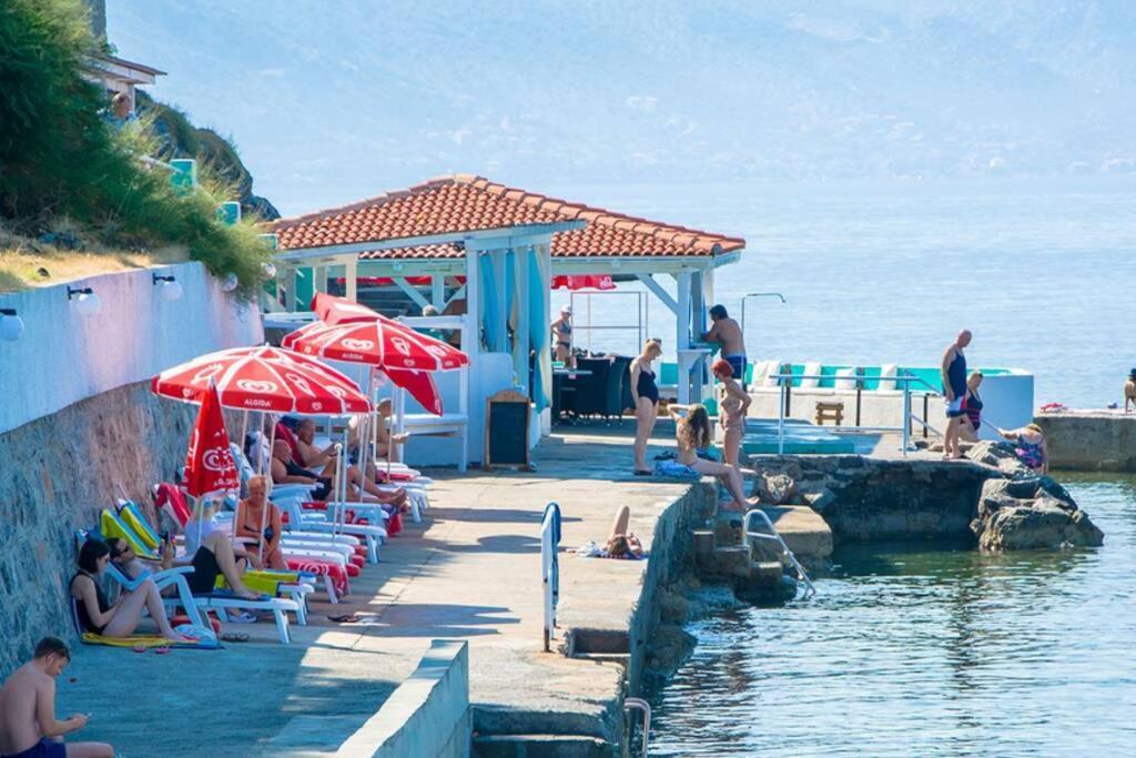 Apartman Kadic Senj Senj  Buitenkant foto