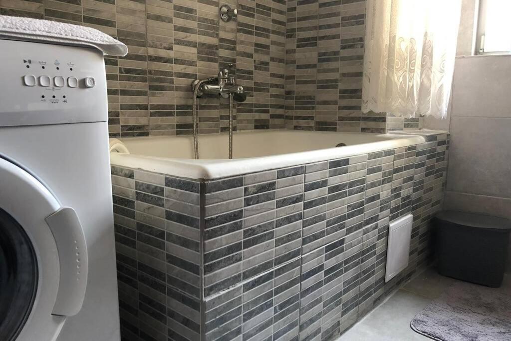 Apartman Kadic Senj Senj  Buitenkant foto