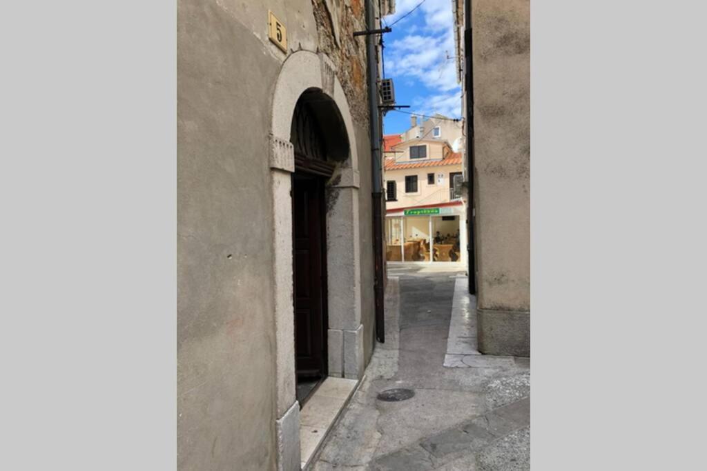 Apartman Kadic Senj Senj  Buitenkant foto