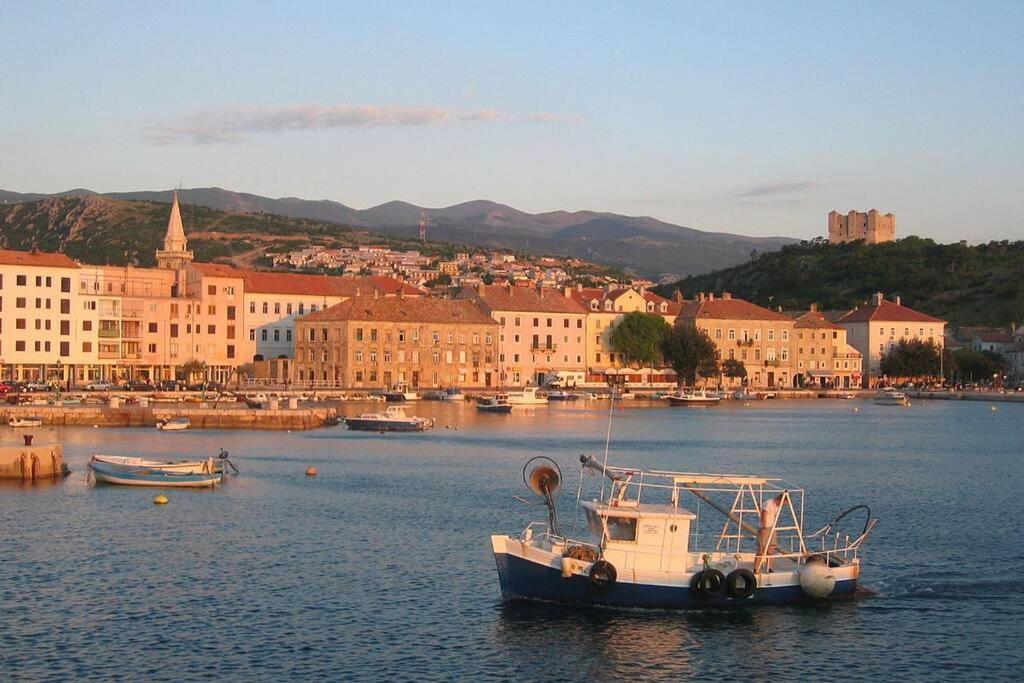Apartman Kadic Senj Senj  Buitenkant foto