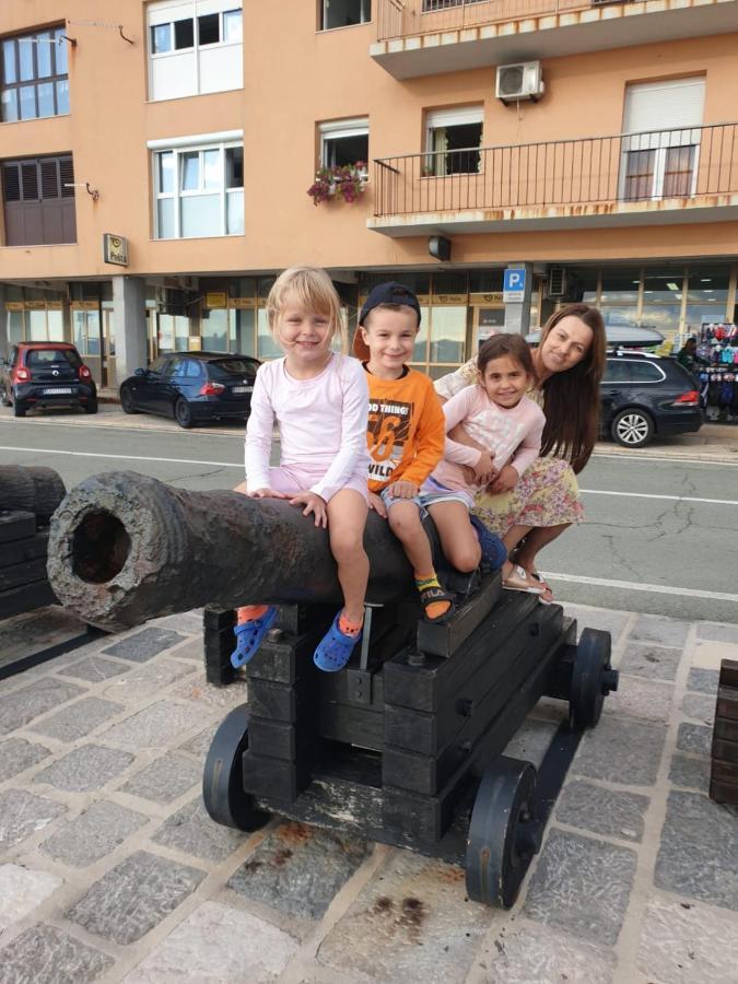 Apartman Kadic Senj Senj  Buitenkant foto